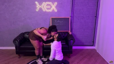 Cover for 'CONHECI ESSE RAPAZ E ELE ME LEVOU PARA O "QUARTO" ESPECIAL DELE, GOZEI MUITO'